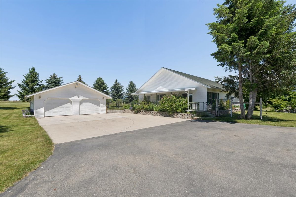 23 Dancing Prairie Lane