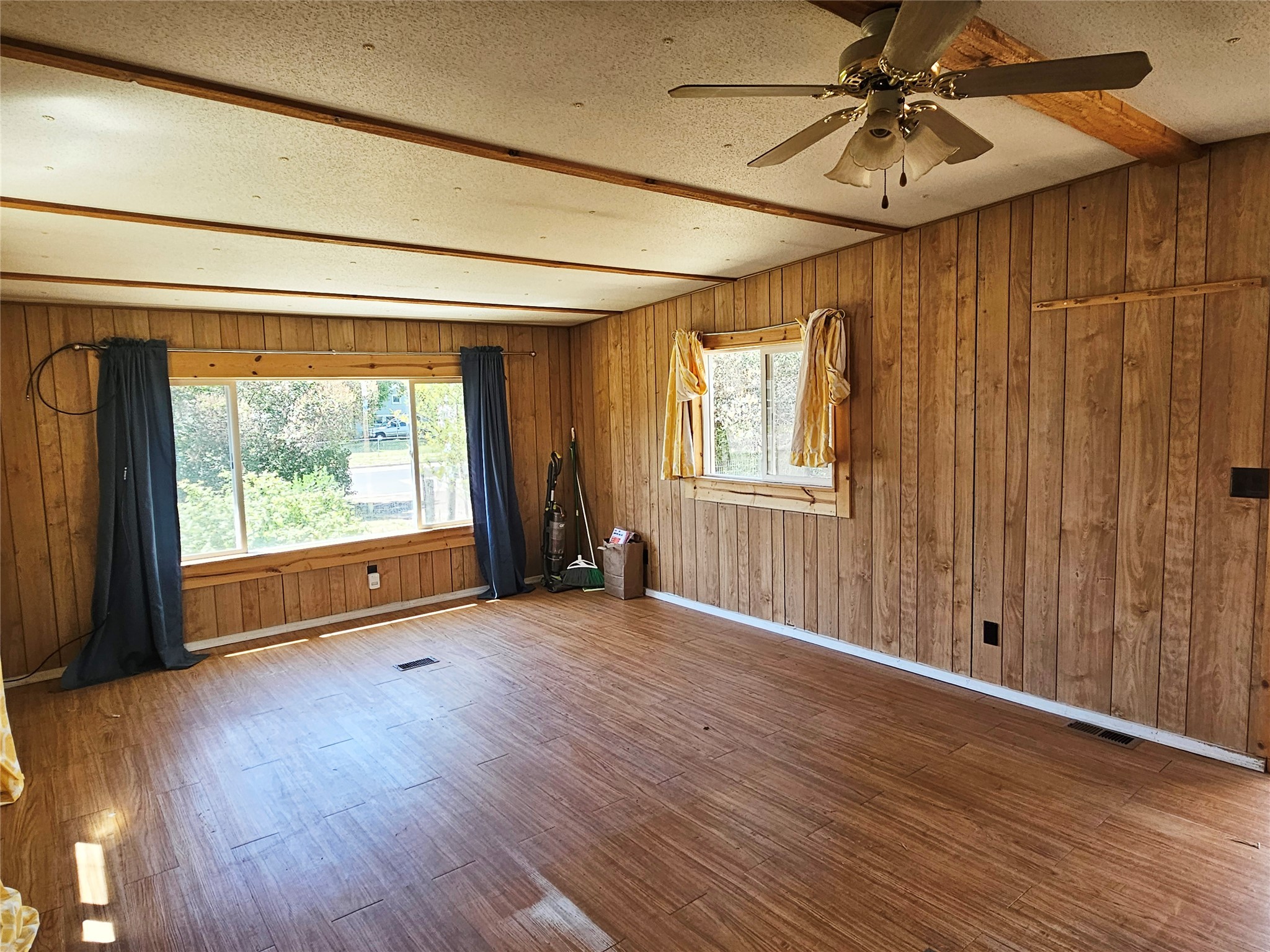 2220 S 13th Street W