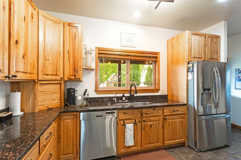 Tiny photo for 815 Howard Street, Missoula, MT 59804 (MLS # 30071283)