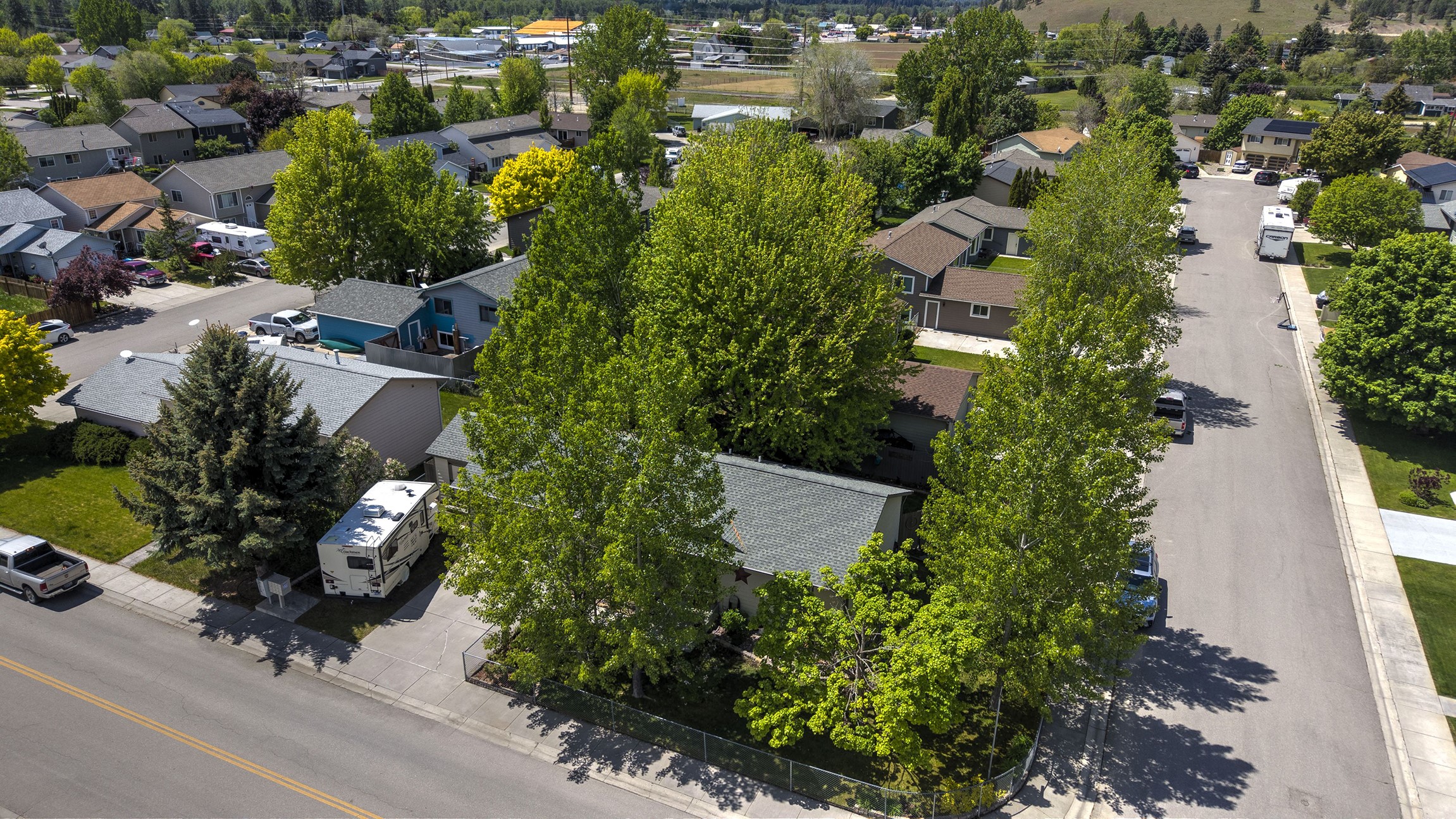 307 Lake Side Drive