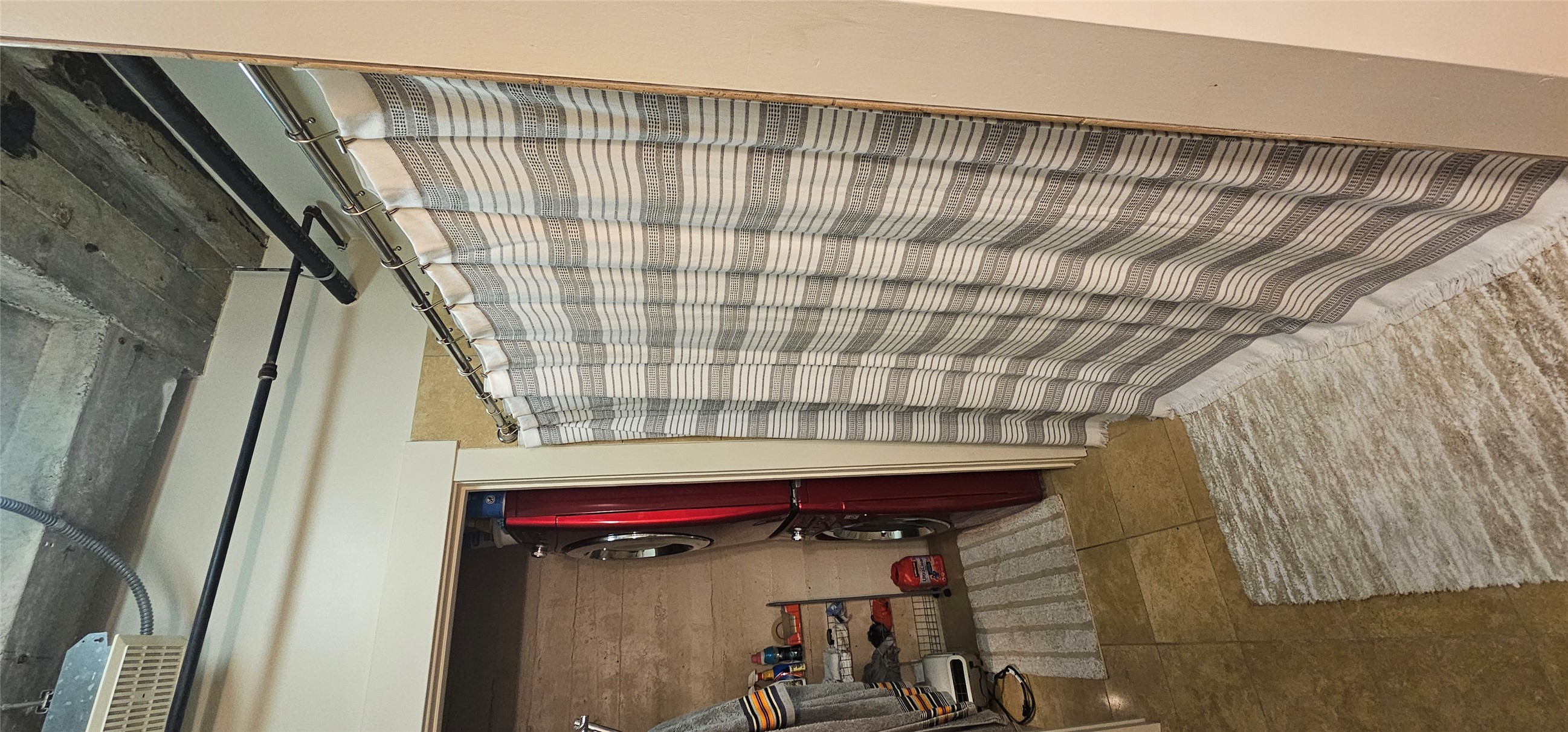 Kalispell, Montana 59901, United States, 1 Bedroom Bedrooms, ,1 BathroomBathrooms,Residential,Pending,214182