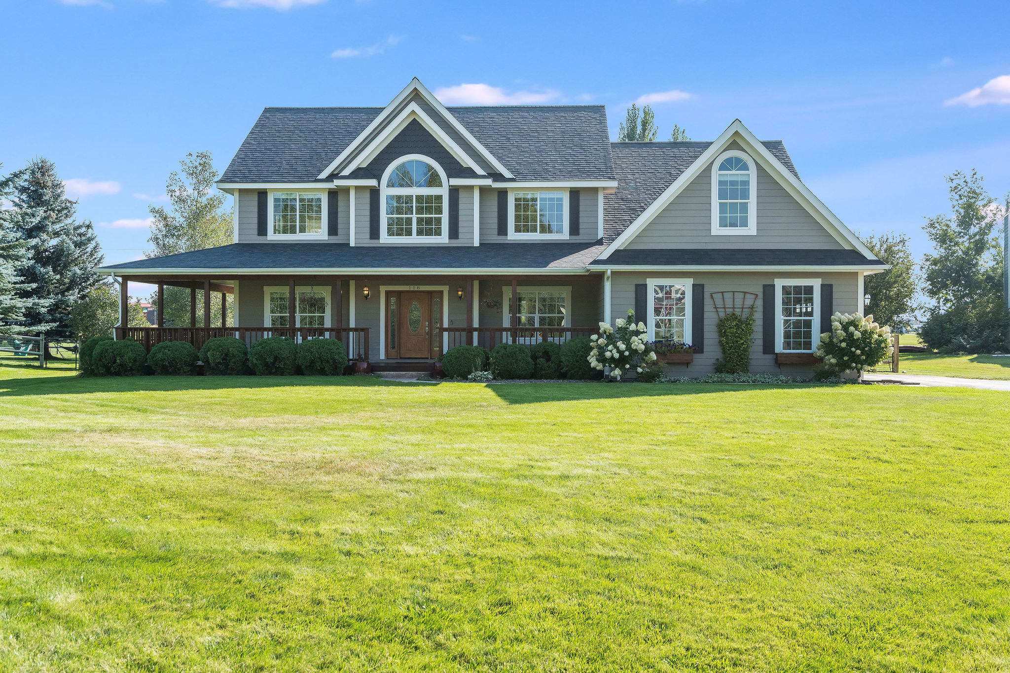 118 Essex Place