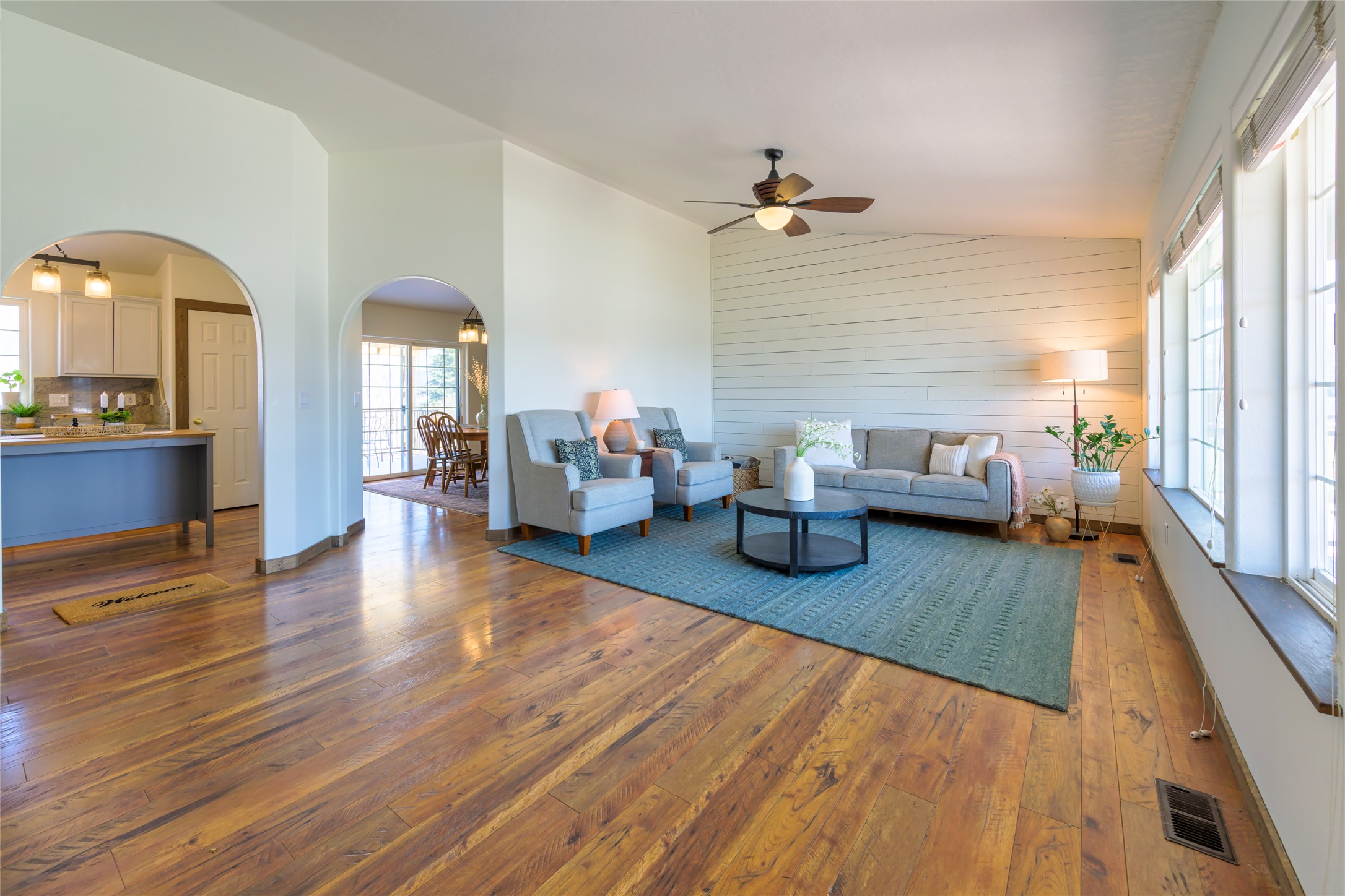 Missoula, Montana 59803, United States, 3 Bedrooms Bedrooms, ,3 BathroomsBathrooms,Residential,Active,104498