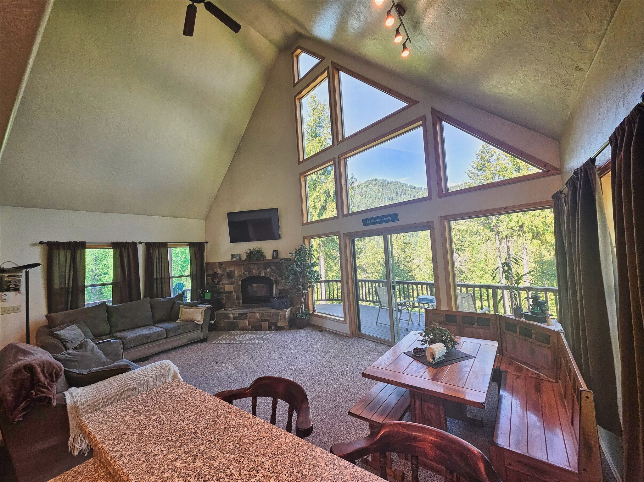 719 Doonan Mountain Road