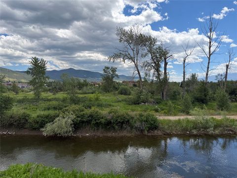 Tiny photo for 530 Burton Street #B3, Missoula, MT 59802 (MLS # 30073286)