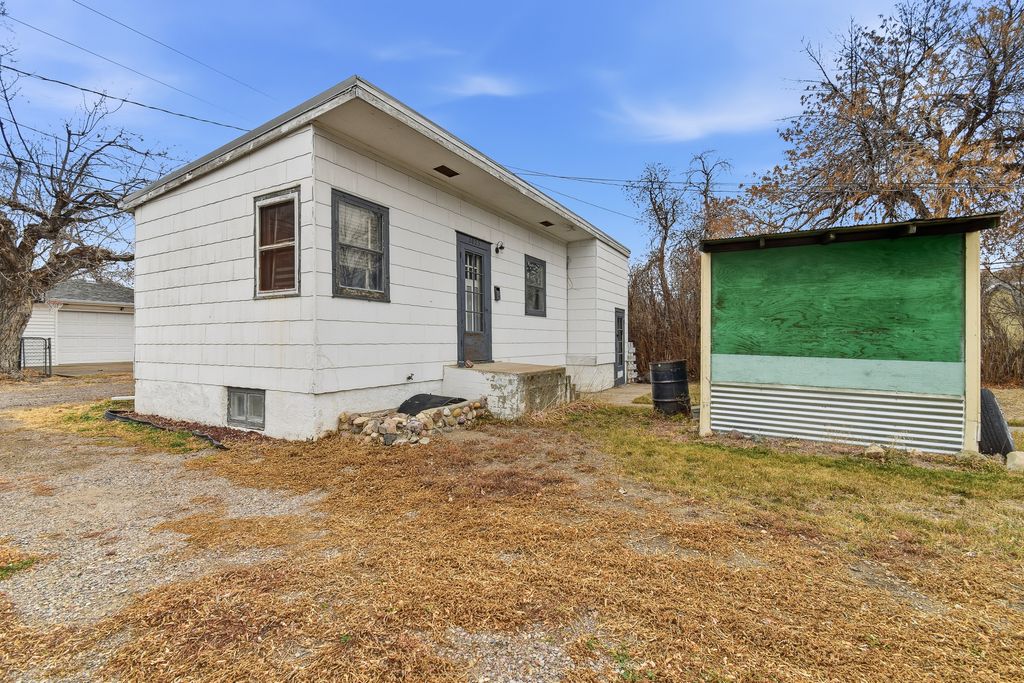 Photo of 2021 2nd Avenue S, Great Falls, MT 59405 (MLS # 30061605)