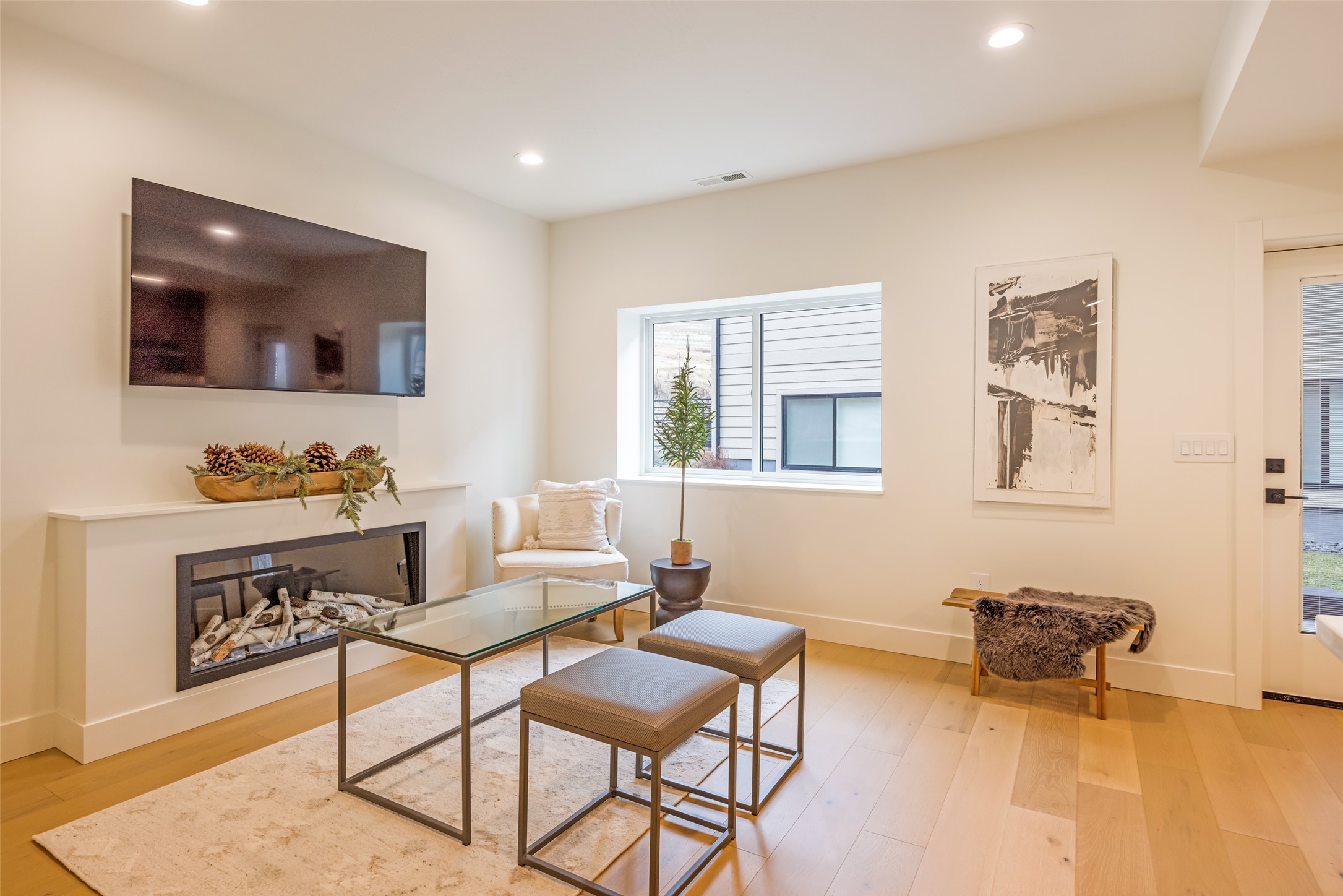 Missoula, Montana 59808, United States, 4 Bedrooms Bedrooms, ,4 BathroomsBathrooms,Residential,Active,169778