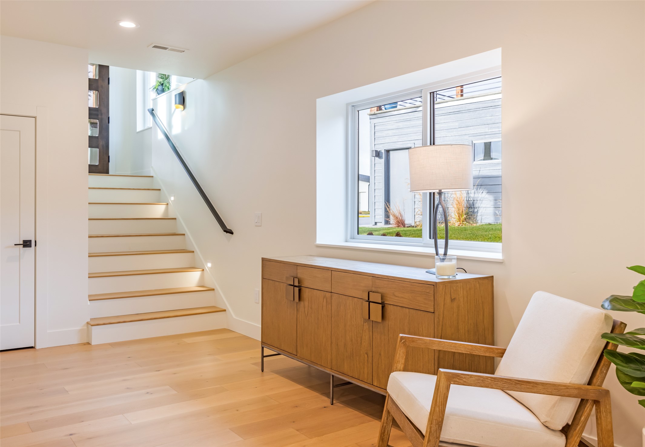 Missoula, Montana 59808, United States, 4 Bedrooms Bedrooms, ,4 BathroomsBathrooms,Residential,Active,169778