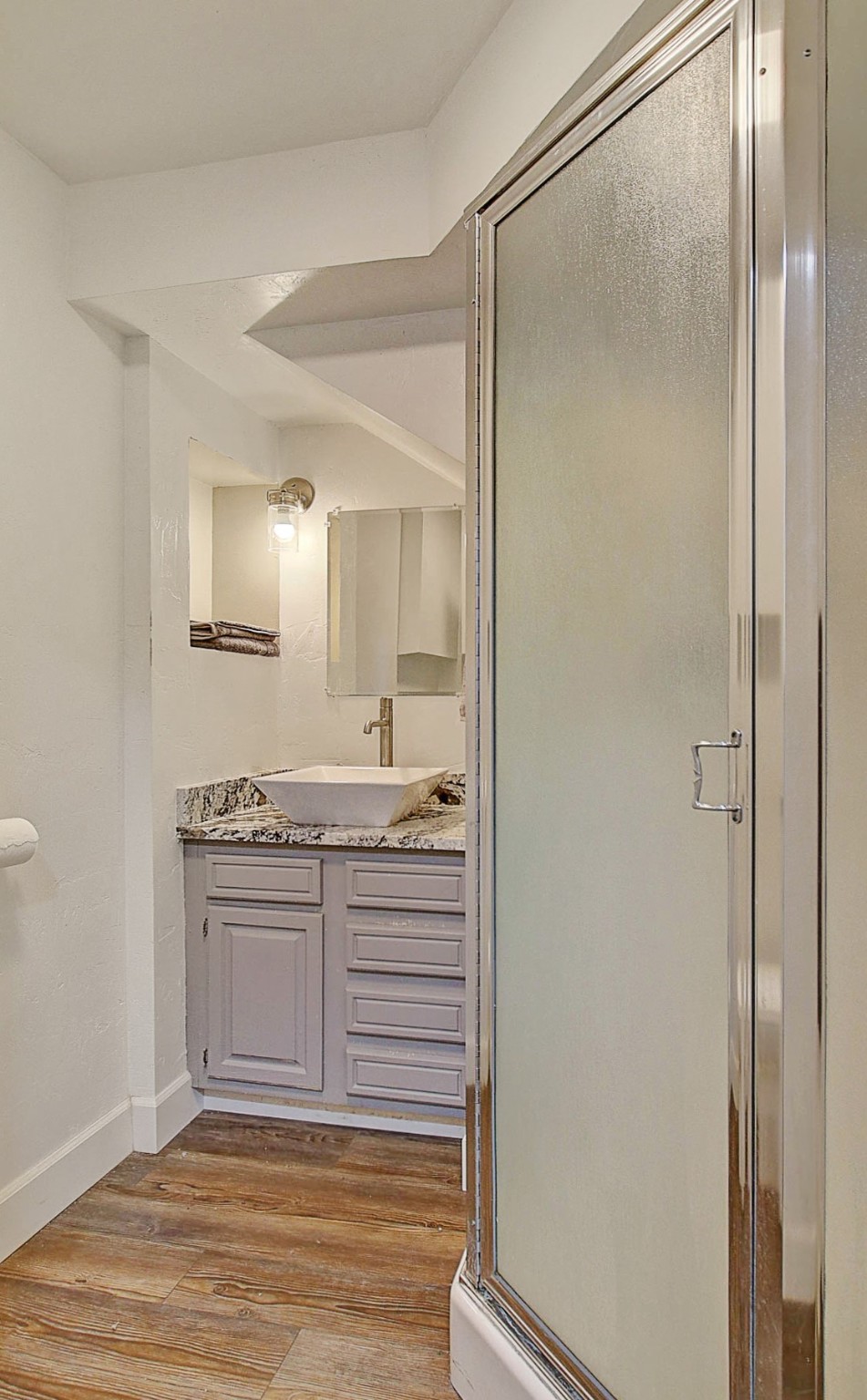 Missoula, Montana 59803, United States, 4 Bedrooms Bedrooms, ,4 BathroomsBathrooms,Residential,Pending,56045