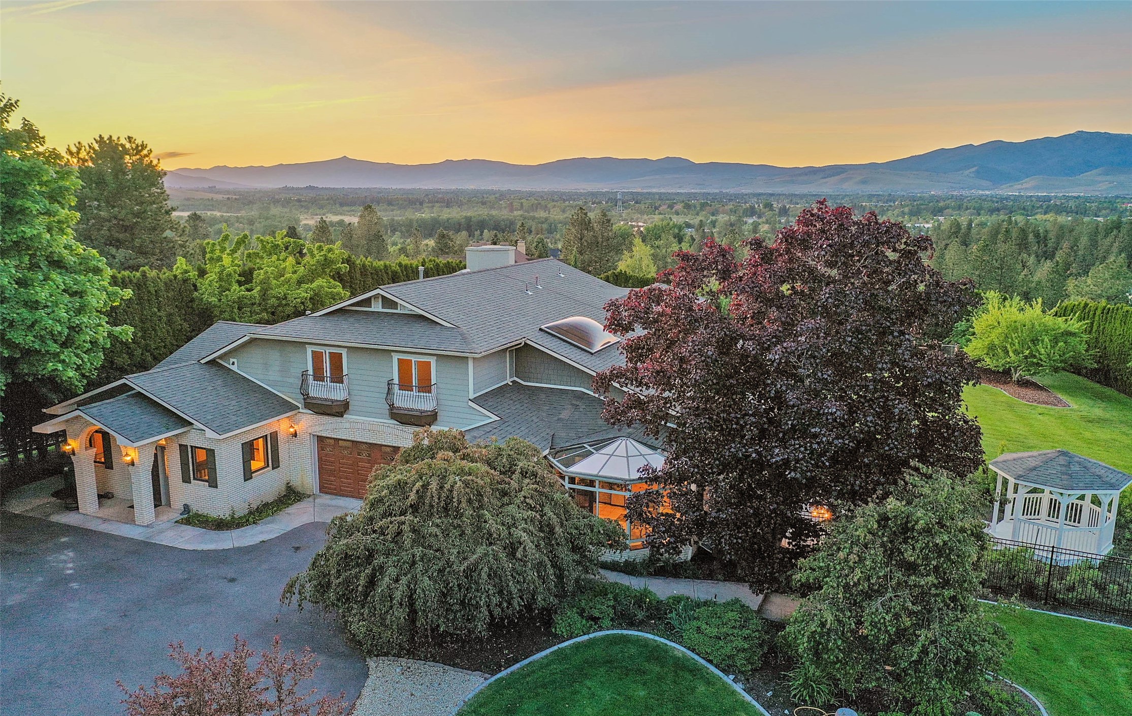 Missoula, Montana 59803, United States, 4 Bedrooms Bedrooms, ,4 BathroomsBathrooms,Residential,Pending,56045 Missoula, Montana 59803, United States, 4 Bedrooms Bedrooms, ,4 BathroomsBathrooms,Residential,Pending,56045