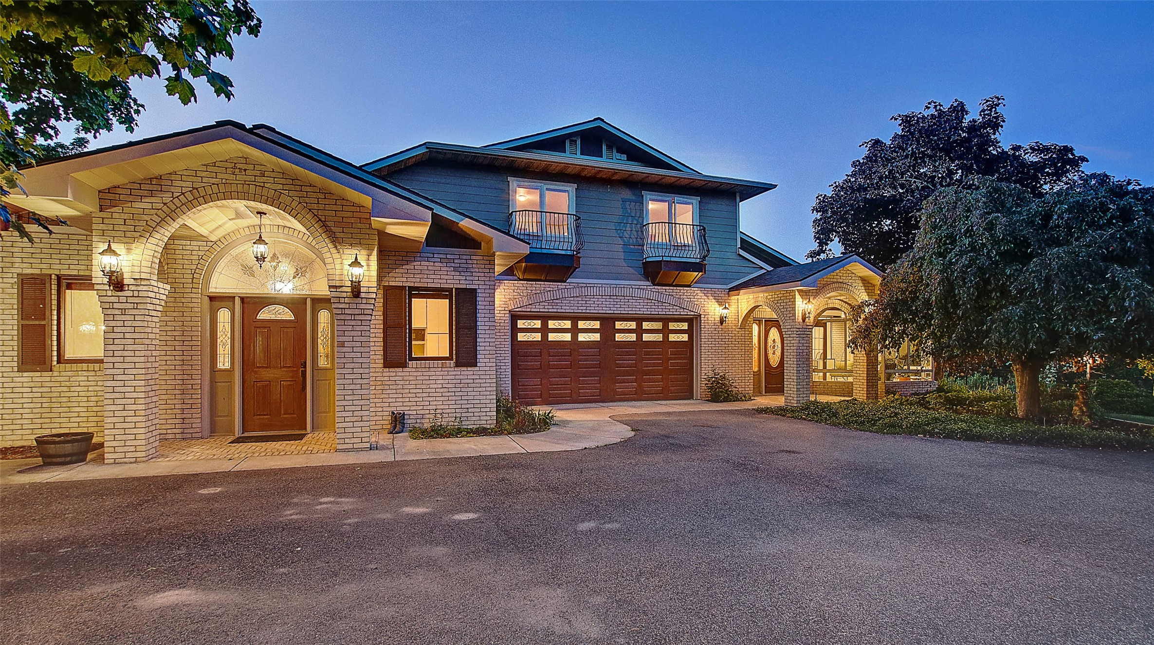 Missoula, Montana 59803, United States, 4 Bedrooms Bedrooms, ,4 BathroomsBathrooms,Residential,Pending,56045