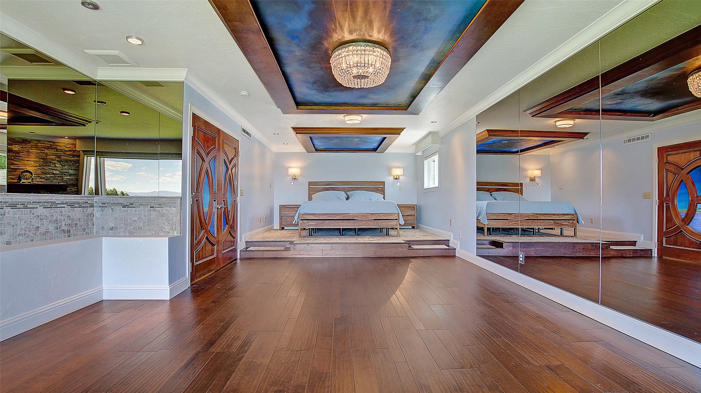 Missoula, Montana 59803, United States, 4 Bedrooms Bedrooms, ,4 BathroomsBathrooms,Residential,Pending,56045