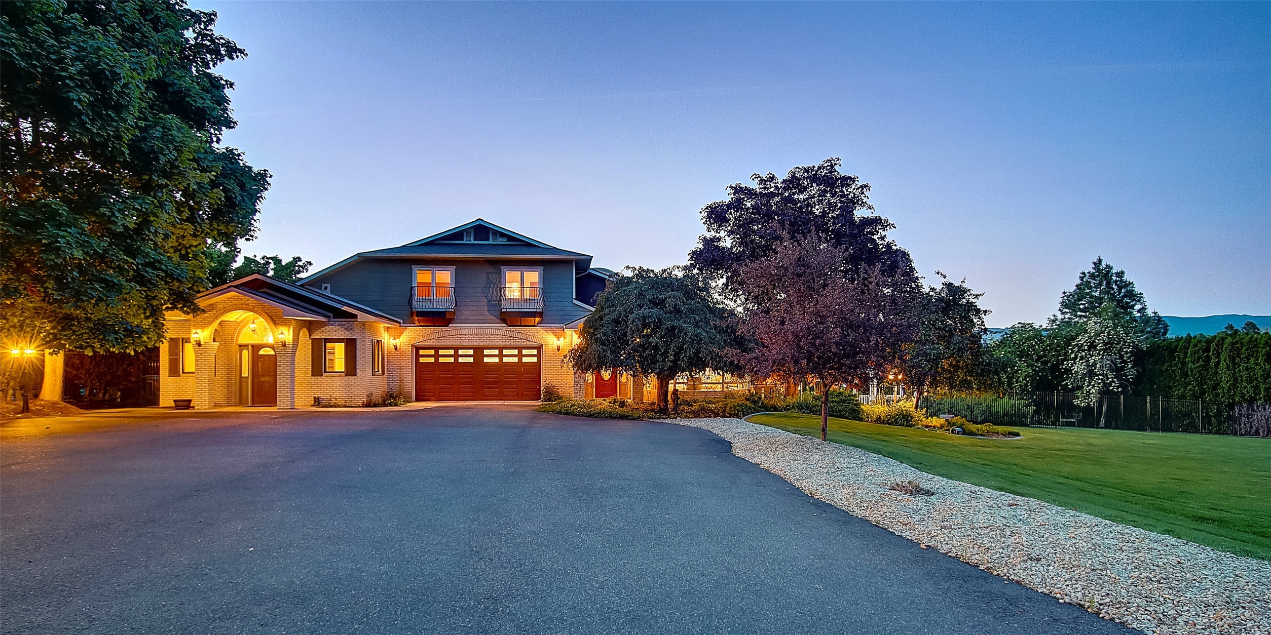 Missoula, Montana 59803, United States, 4 Bedrooms Bedrooms, ,4 BathroomsBathrooms,Residential,Pending,56045