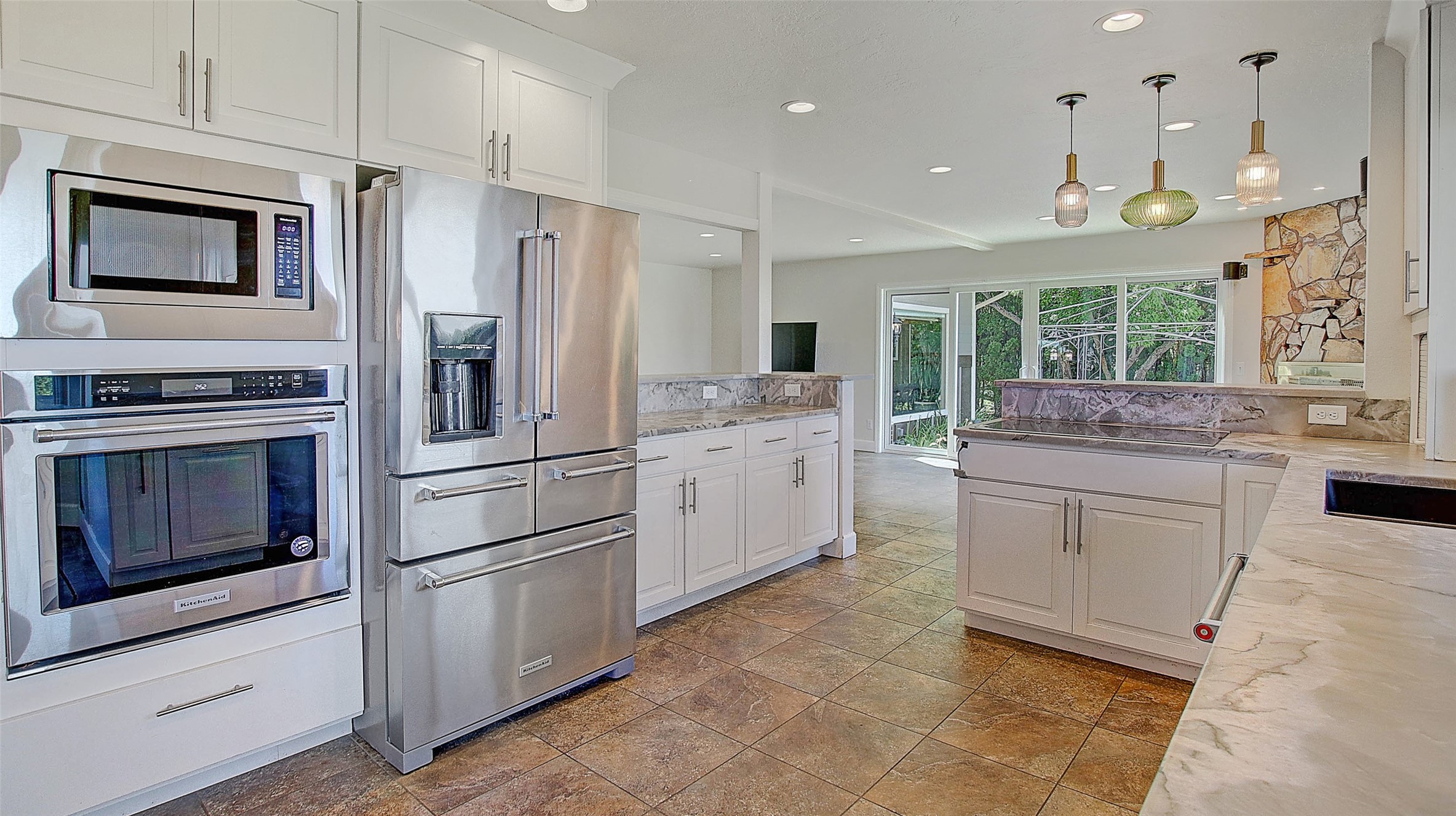 Missoula, Montana 59803, United States, 4 Bedrooms Bedrooms, ,4 BathroomsBathrooms,Residential,Pending,56045