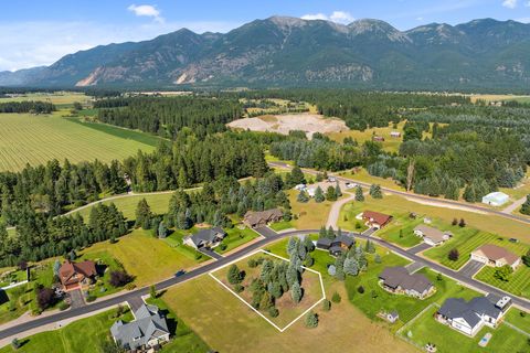 Photo of 322 Spruce Meadows Loop, Kalispell, MT 59901 (MLS # 30055630)