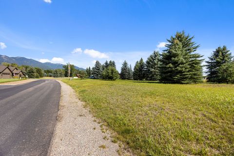 Tiny photo for 322 Spruce Meadows Loop, Kalispell, MT 59901 (MLS # 30055630)