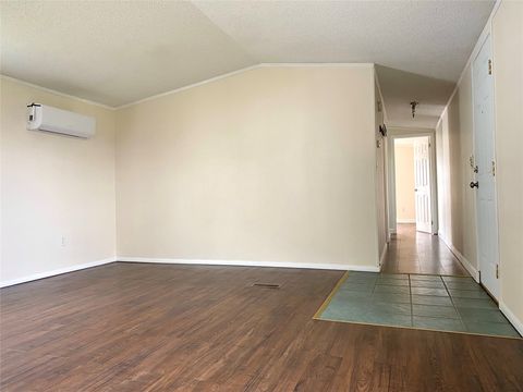 Tiny photo for 516 S Caravan St, Missoula, MT 59808 (MLS # 30067938)
