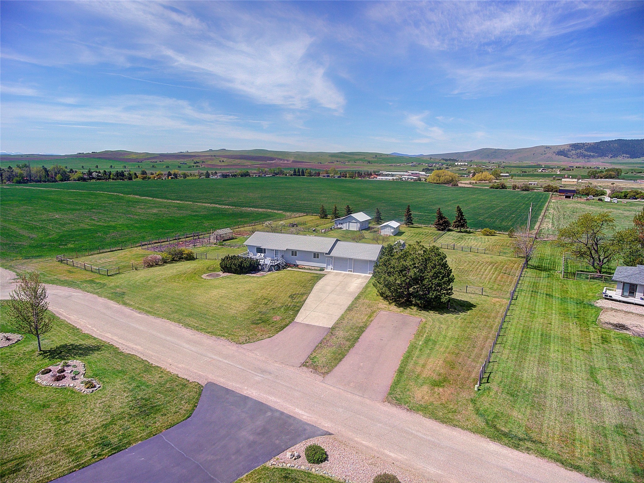 33947 Jims Drive