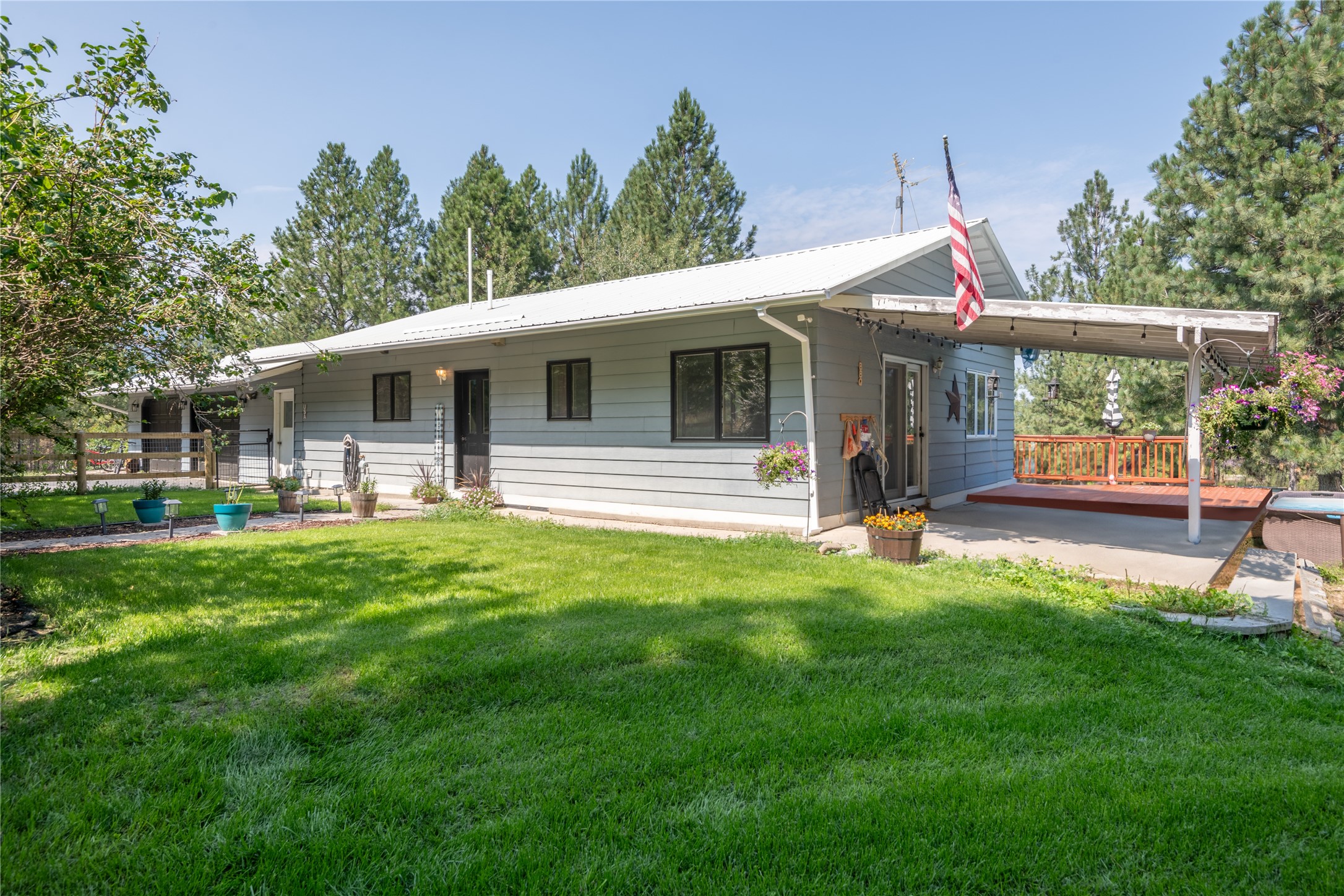 3060 Arneguy Lane