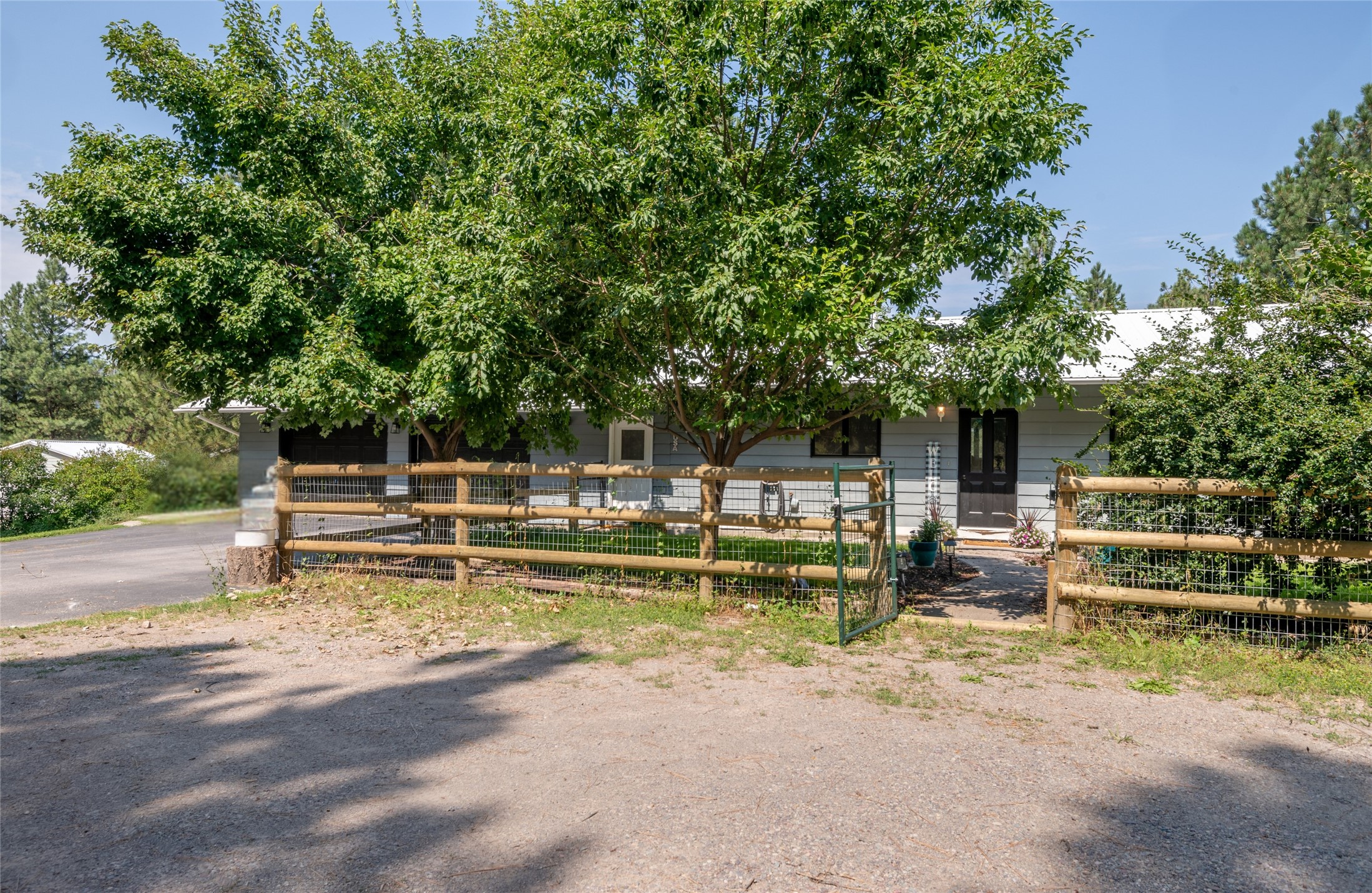 3060 Arneguy Lane