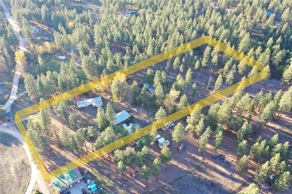 Photo of 152 Only Way, Stevensville, MT 59870 (MLS # 30059793)