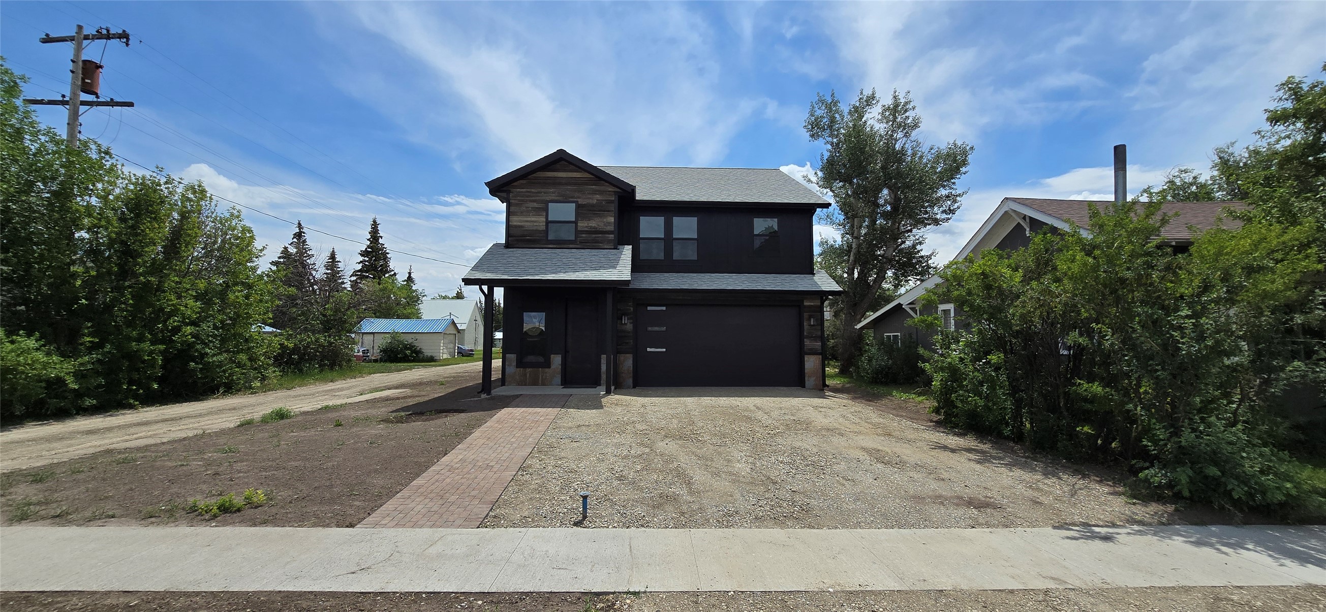 520 Dupuyer Avenue