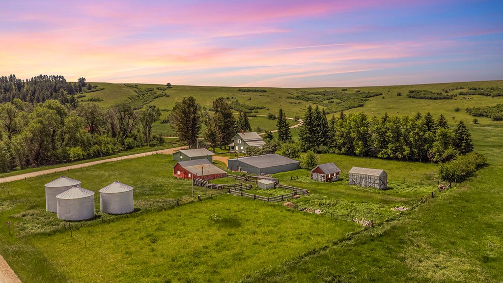 Photo of 6058 Cottonwood Creek Road, Lewistown, MT 59457 (MLS # 30073862)
