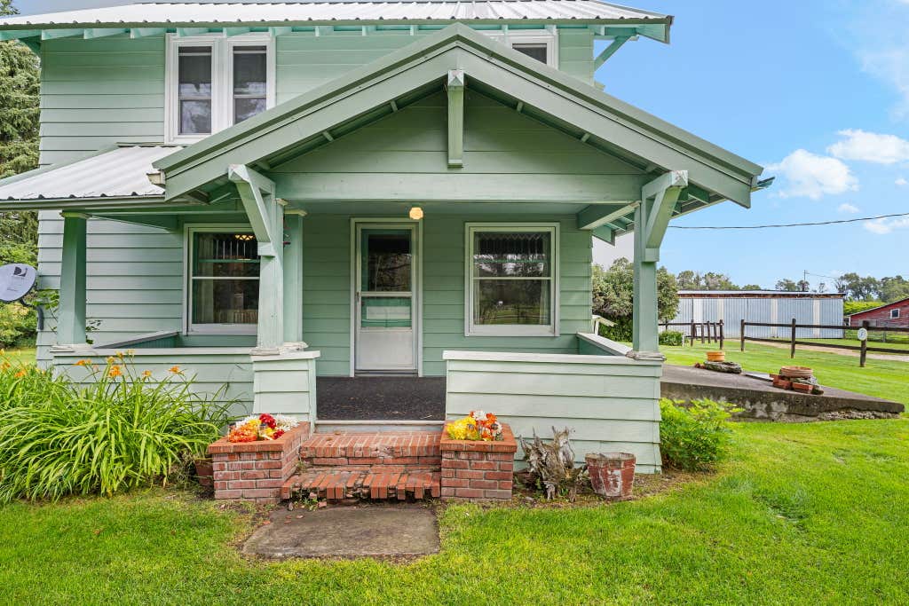 Photo of 6058 Cottonwood Creek Road, Lewistown, MT 59457 (MLS # 30073862)