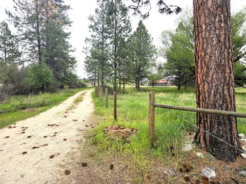 Tiny photo for 2037 Middle Bear Creek Road, Victor, MT 59875 (MLS # 30071033)