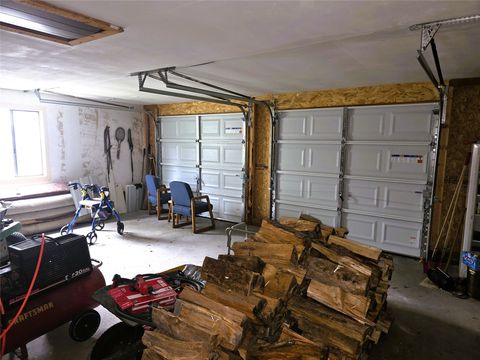 Tiny photo for 2037 Middle Bear Creek Road, Victor, MT 59875 (MLS # 30071033)
