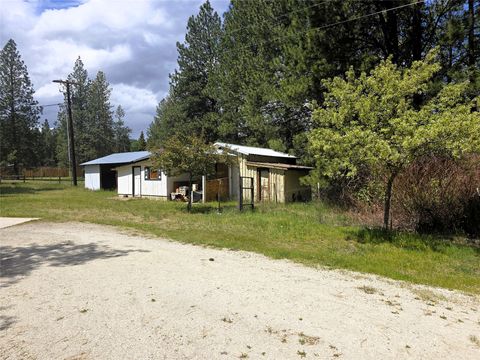Tiny photo for 2037 Middle Bear Creek Road, Victor, MT 59875 (MLS # 30071033)