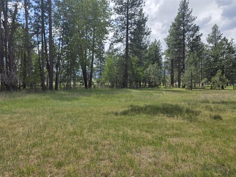Tiny photo for 2037 Middle Bear Creek Road, Victor, MT 59875 (MLS # 30071033)