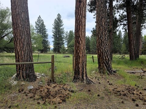 Tiny photo for 2037 Middle Bear Creek Road, Victor, MT 59875 (MLS # 30071033)