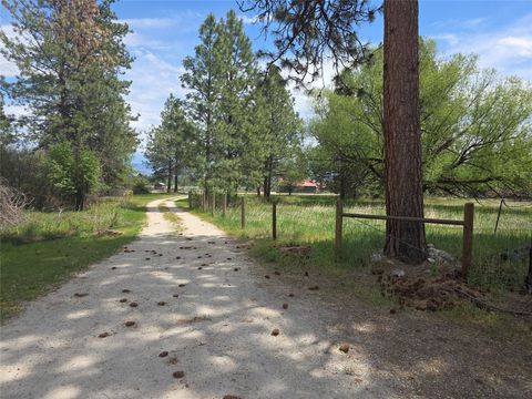 Tiny photo for 2037 Middle Bear Creek Road, Victor, MT 59875 (MLS # 30071033)