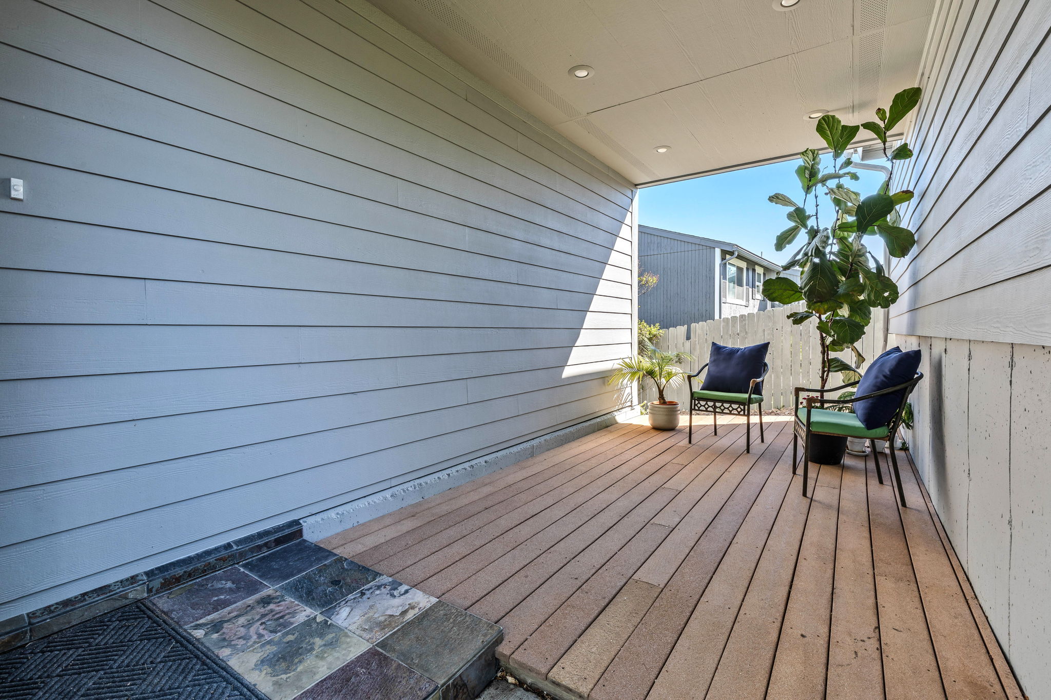 2240 E Vista Drive