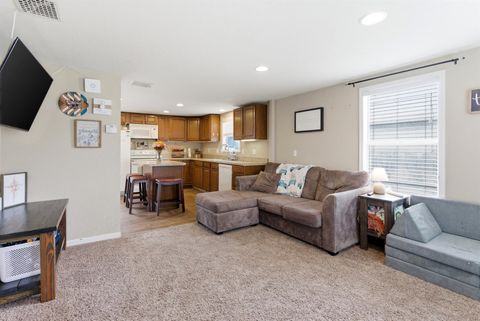 Tiny photo for 1215 7th Avenue W, Kalispell, MT 59901 (MLS # 30068285)