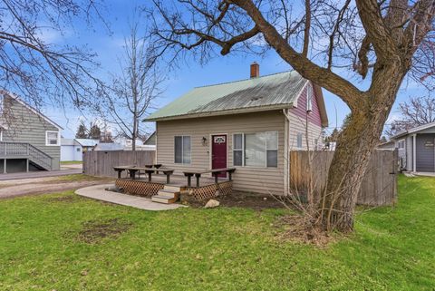 Tiny photo for 1215 7th Avenue W, Kalispell, MT 59901 (MLS # 30068285)