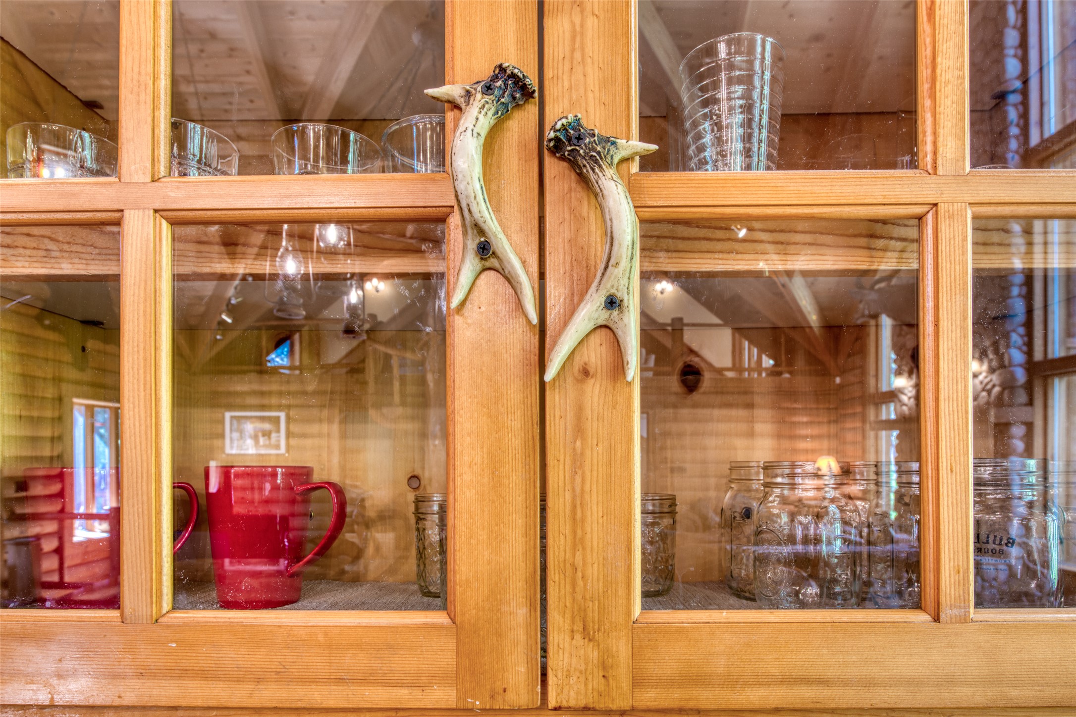 Victor, Montana 59875, United States, 6 Bedrooms Bedrooms, ,3 BathroomsBathrooms,Residential,Active,146217