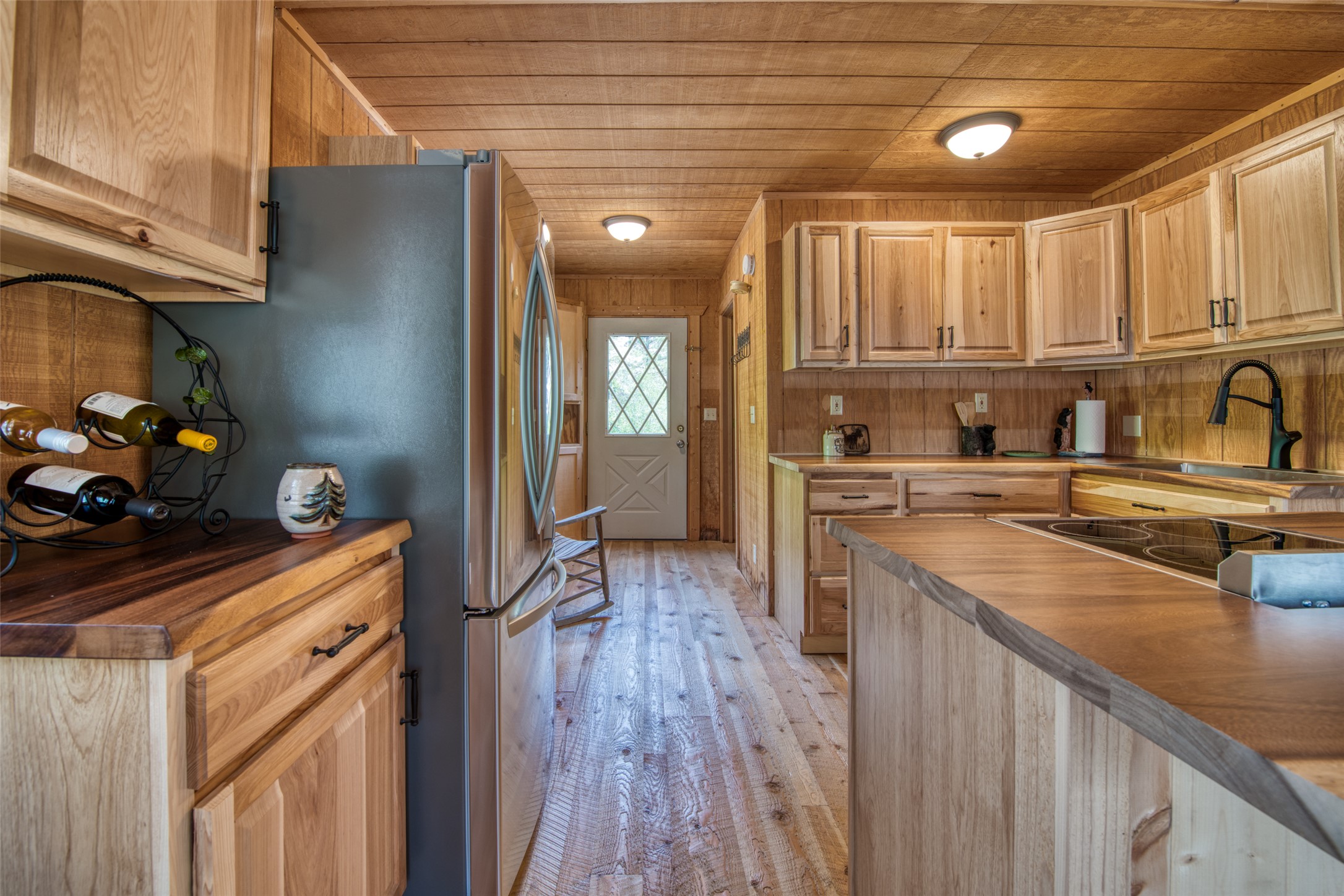 Victor, Montana 59875, United States, 6 Bedrooms Bedrooms, ,3 BathroomsBathrooms,Residential,Active,146217