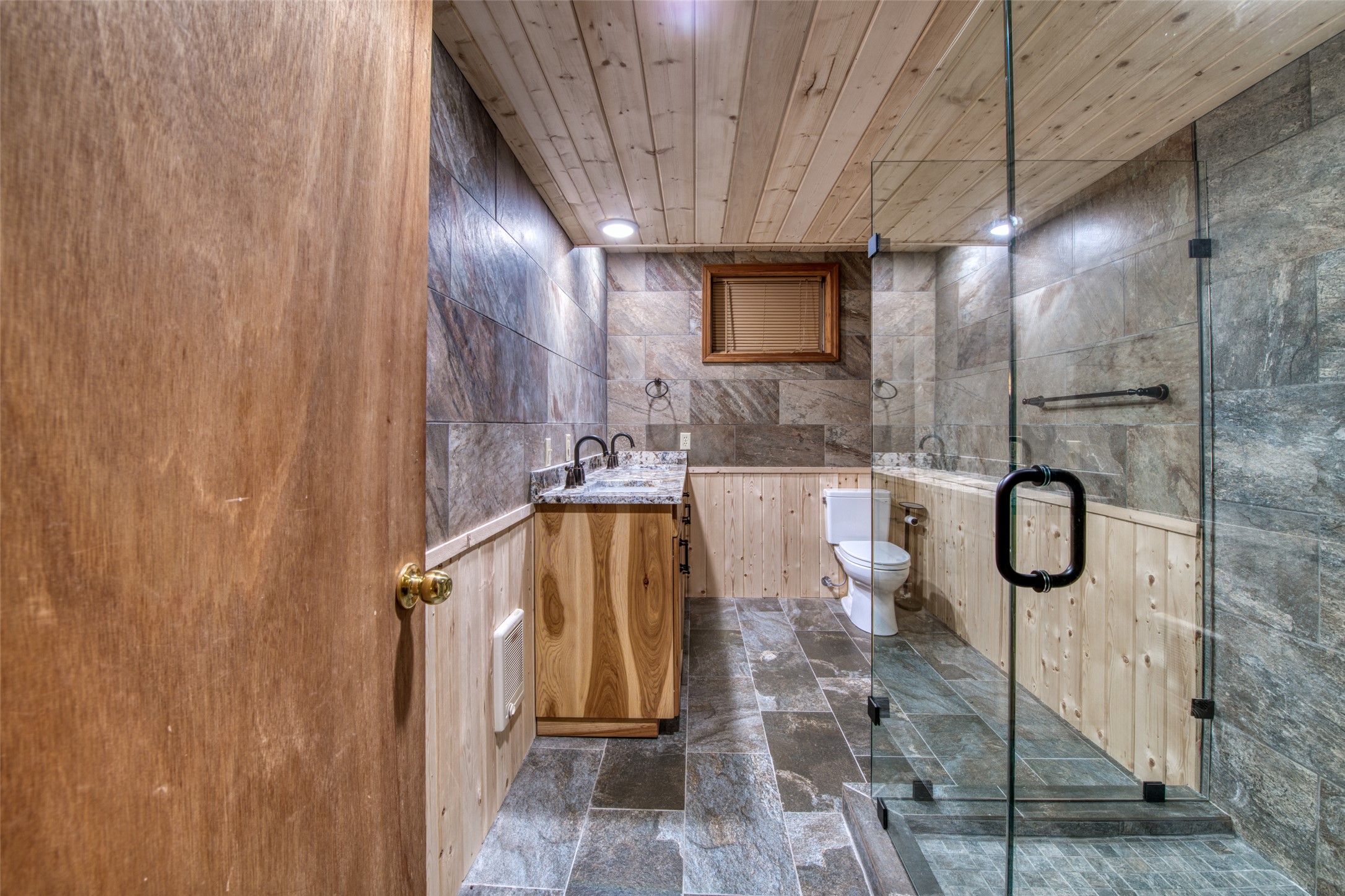 Victor, Montana 59875, United States, 6 Bedrooms Bedrooms, ,3 BathroomsBathrooms,Residential,Active,146217