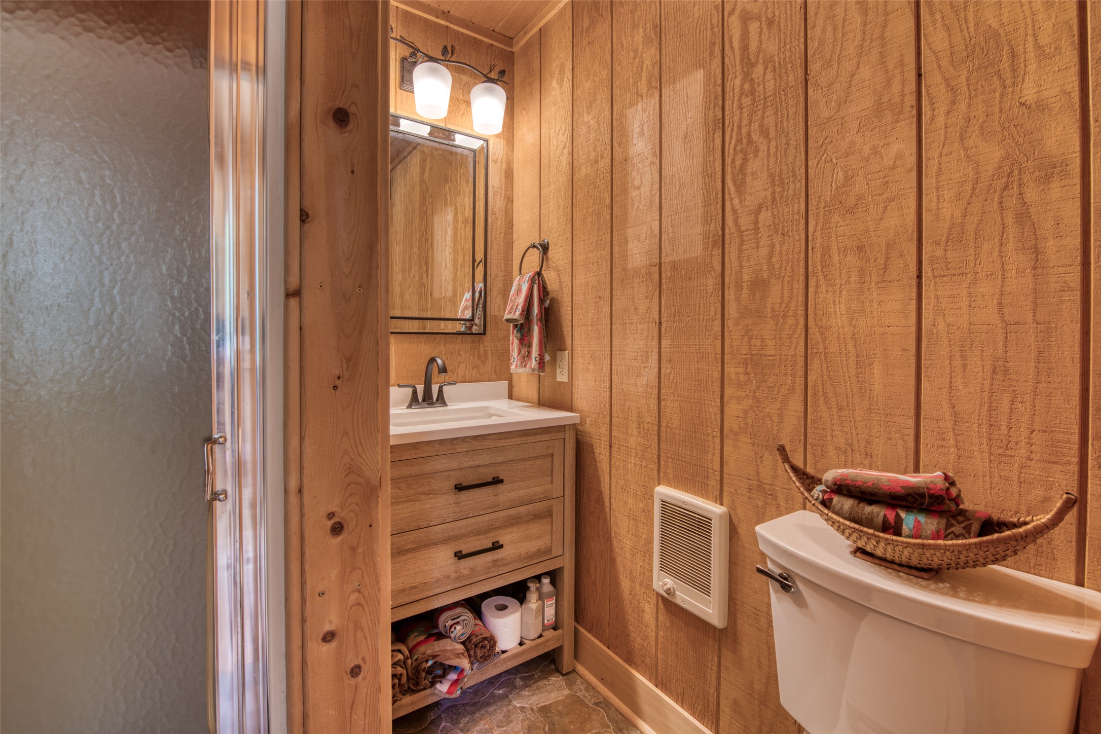 Victor, Montana 59875, United States, 6 Bedrooms Bedrooms, ,3 BathroomsBathrooms,Residential,Active,146217