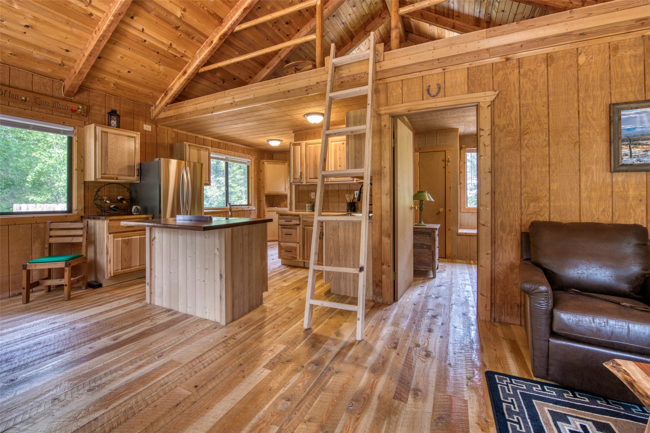 Victor, Montana 59875, United States, 6 Bedrooms Bedrooms, ,3 BathroomsBathrooms,Residential,Active,146217