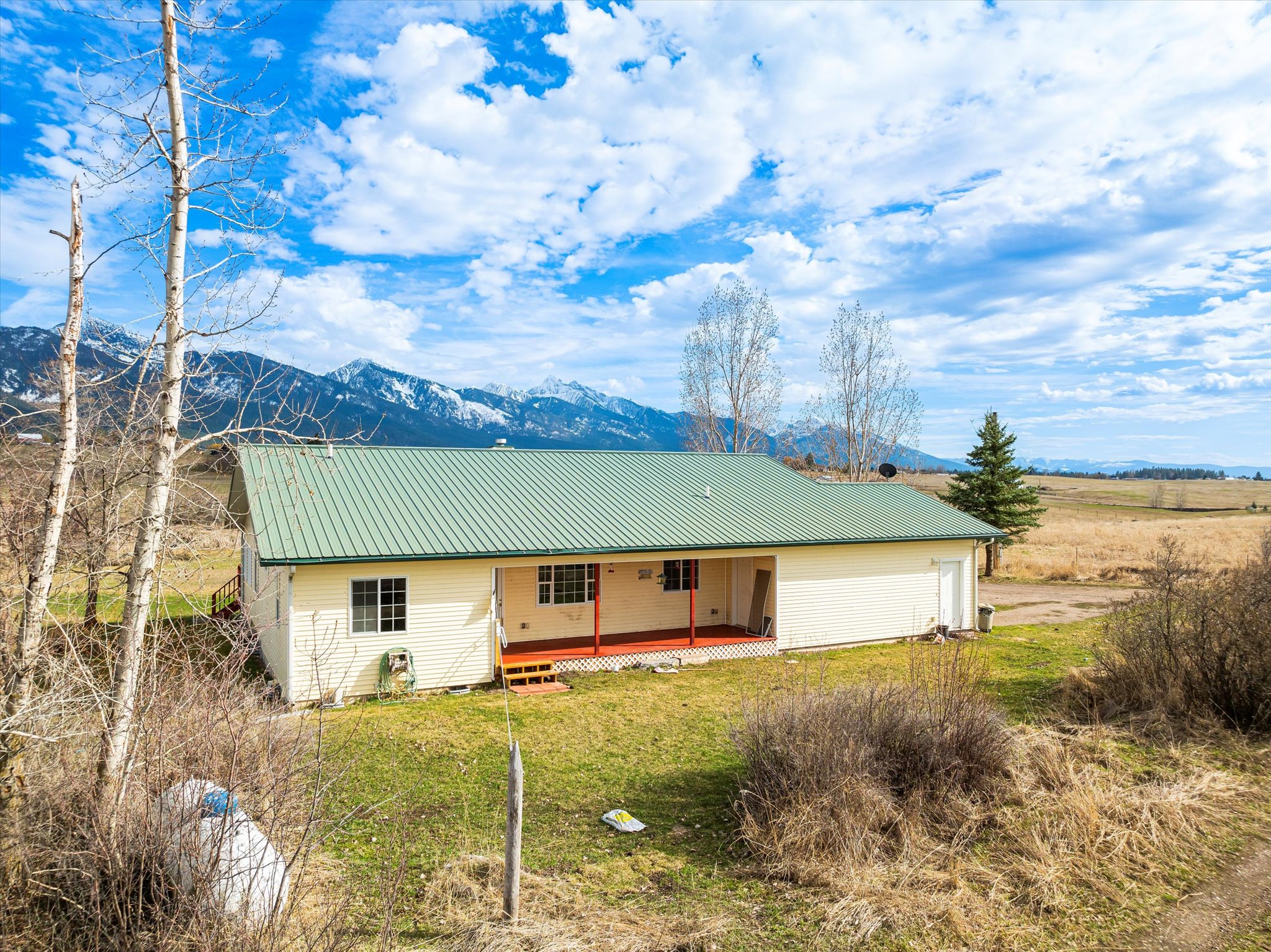 45003 Foothills Drive