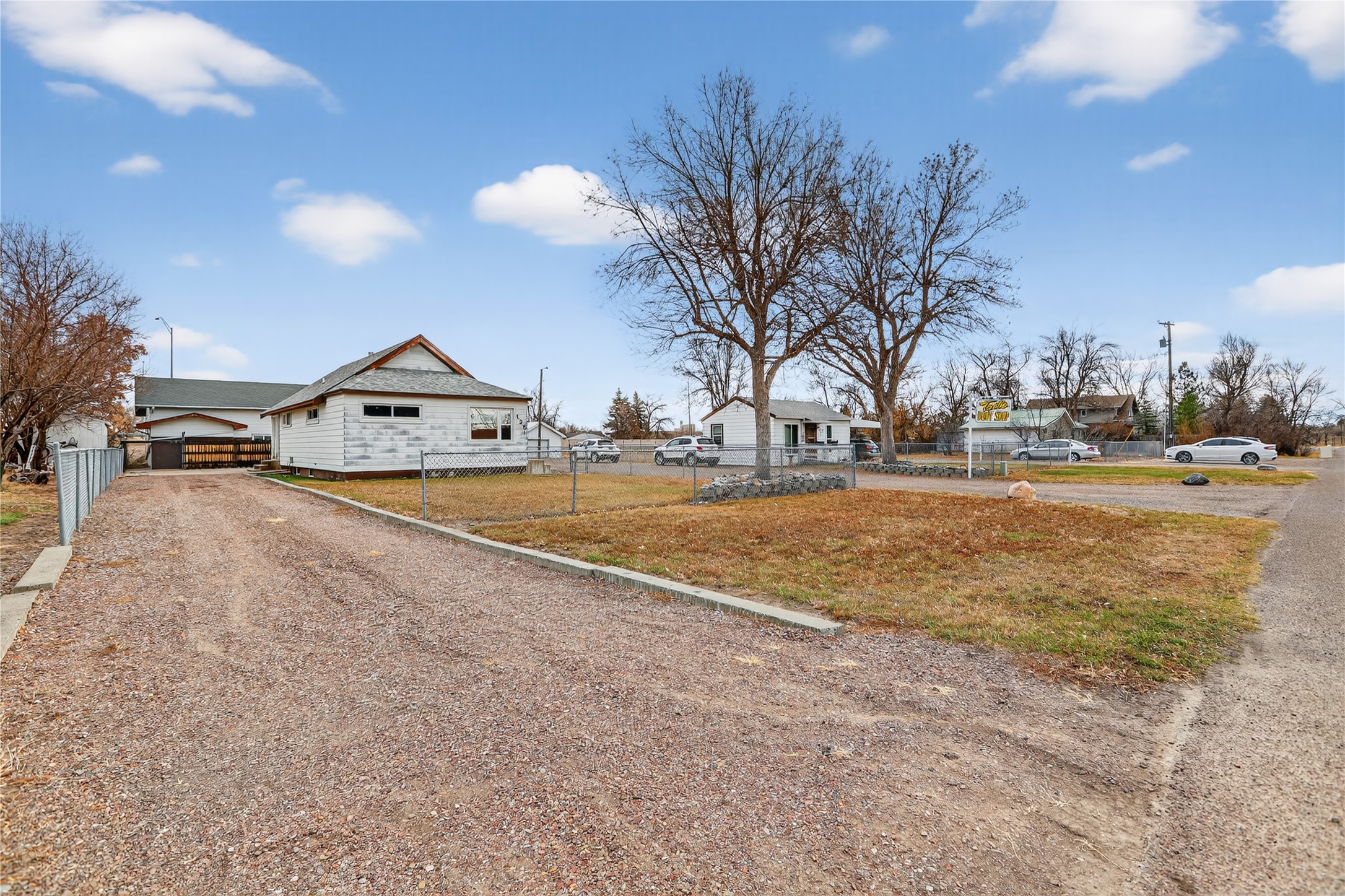 125 & 127 18th Street SW