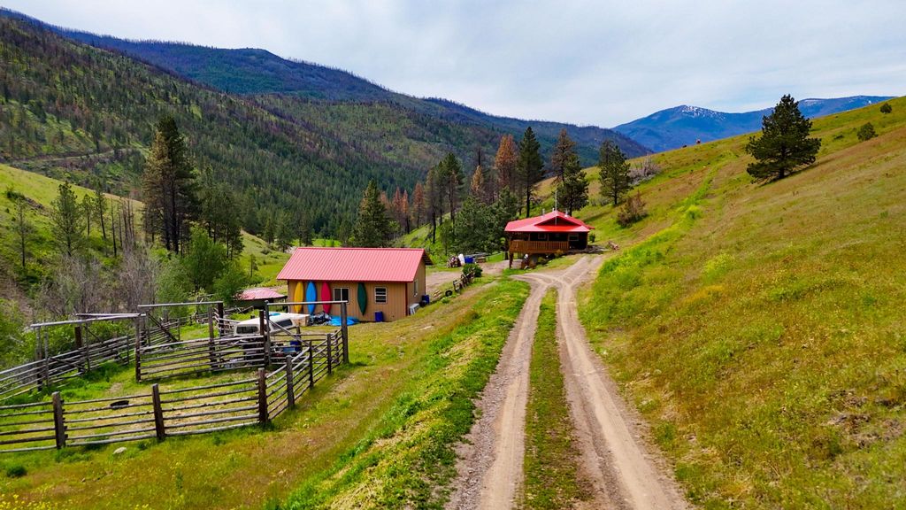 Photo of 407 Mclaughlin Creek Road, Paradise, MT 59856 (MLS # 30071891)