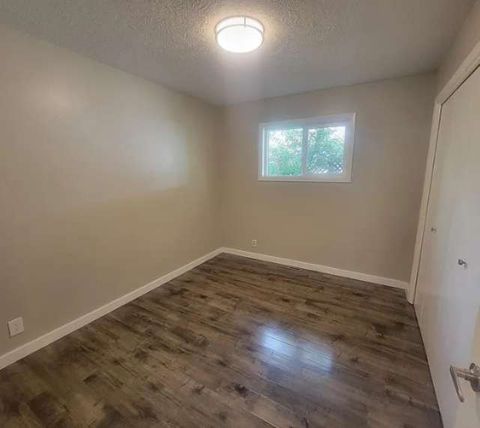 Tiny photo for 208 Dixon Avenue, Missoula, MT 59801 (MLS # 30069101)