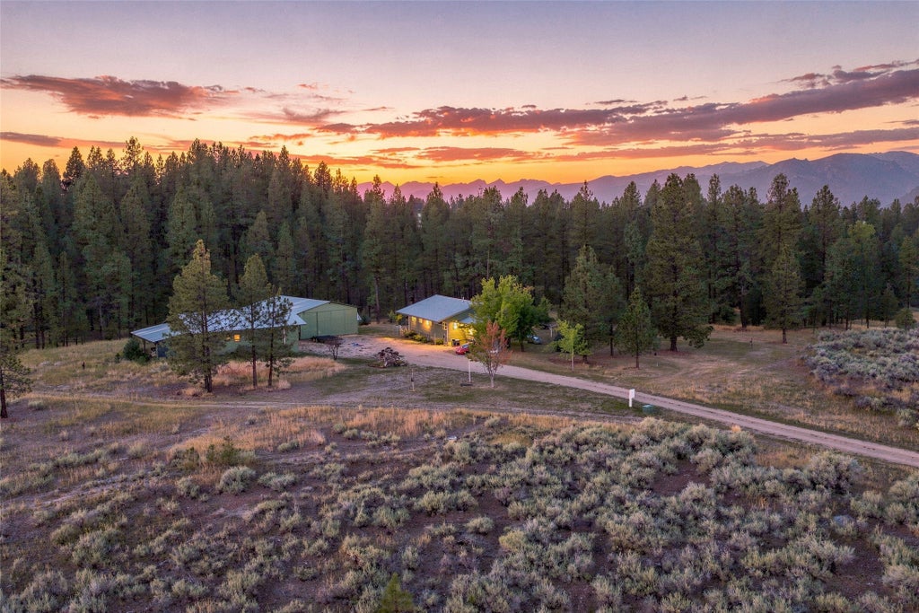 Photo of 399 Higgins Lane, Stevensville, MT 59870 (MLS # 30077554)