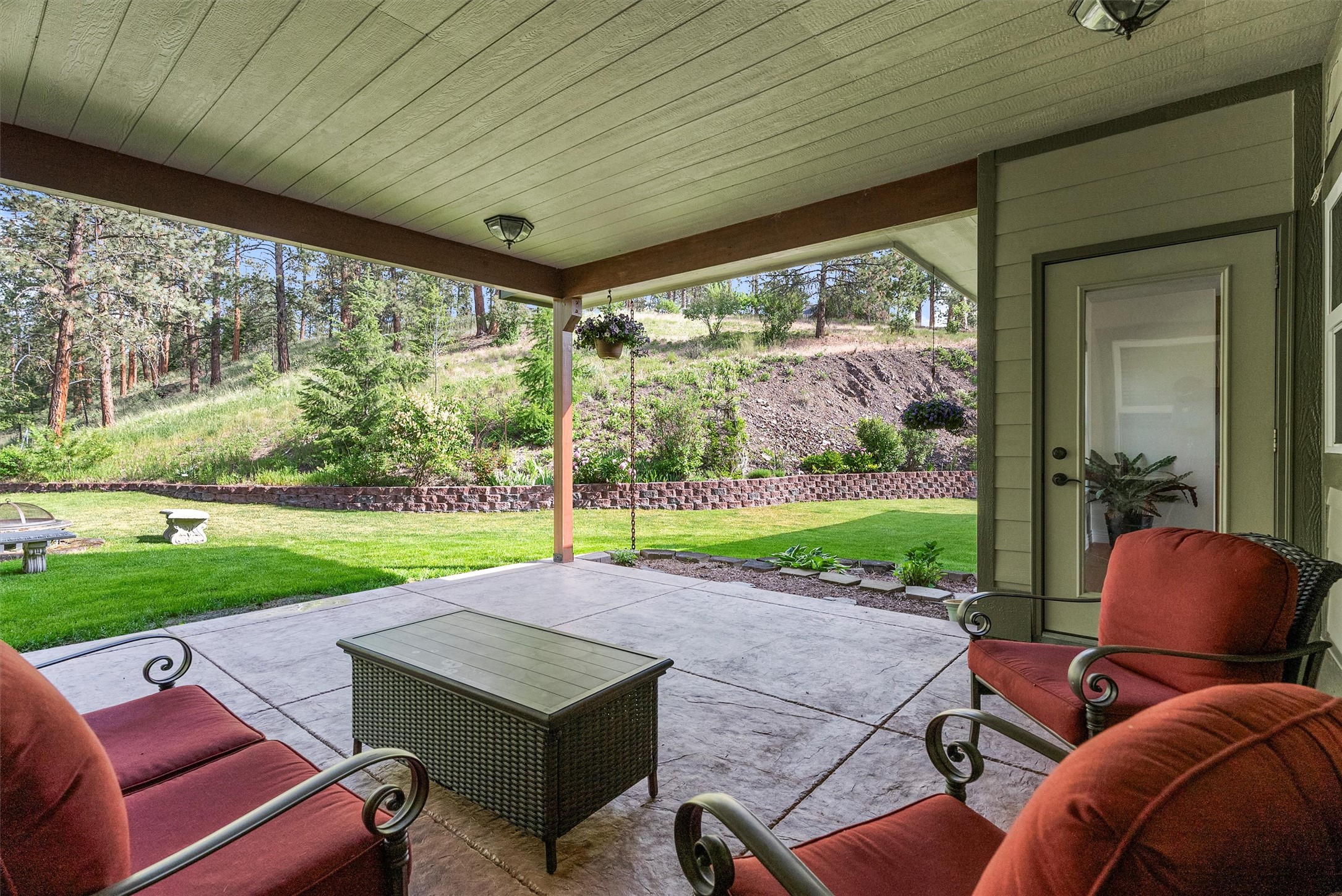 Missoula, Montana 59804, United States, 4 Bedrooms Bedrooms, ,4 BathroomsBathrooms,Residential,Active,147637