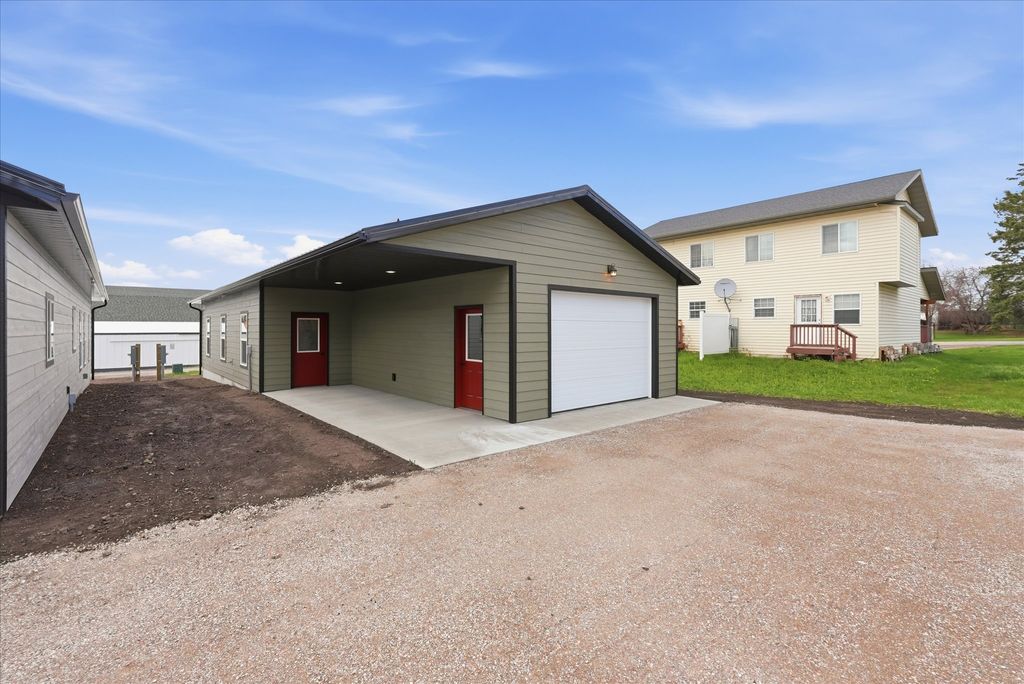 Photo of 211 1st Avenue SE, Ronan, MT 59864 (MLS # 30068901)