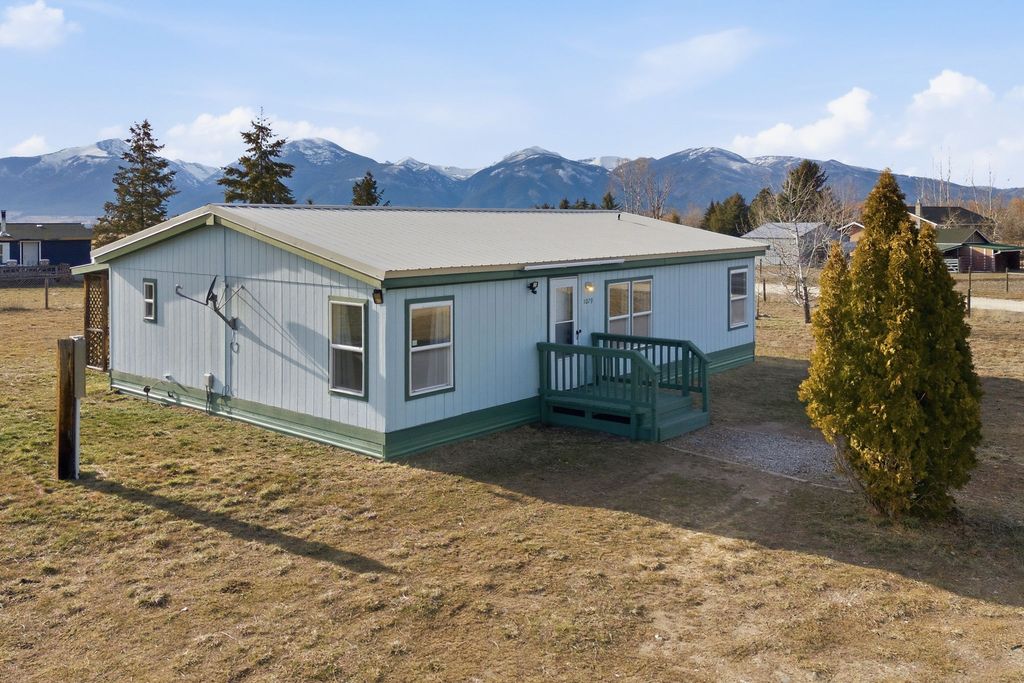 Photo of 1079 Lark View Lane, Stevensville, MT 59870 (MLS # 30066220)